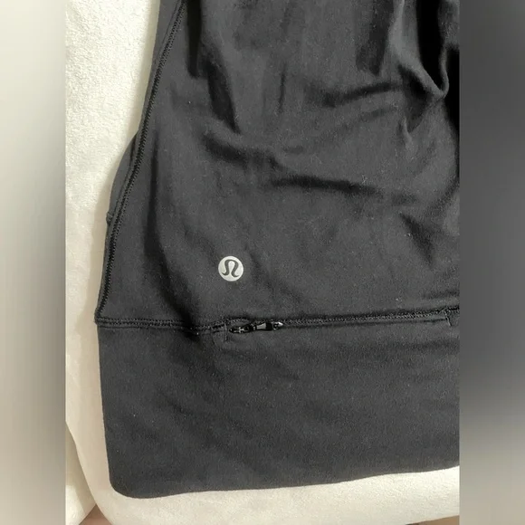 Lululemon Rush Hour 1/2 Zip Black Thumb Holes Size 4 - Picture 13 of 14
